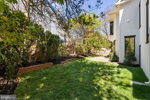 $2,895,000 | 7800 Marion Lane, Bethesda, MD 20814