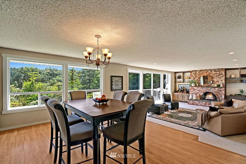 10919 Circle Drive Bothell, WA 98011 - Photo 5 of 25