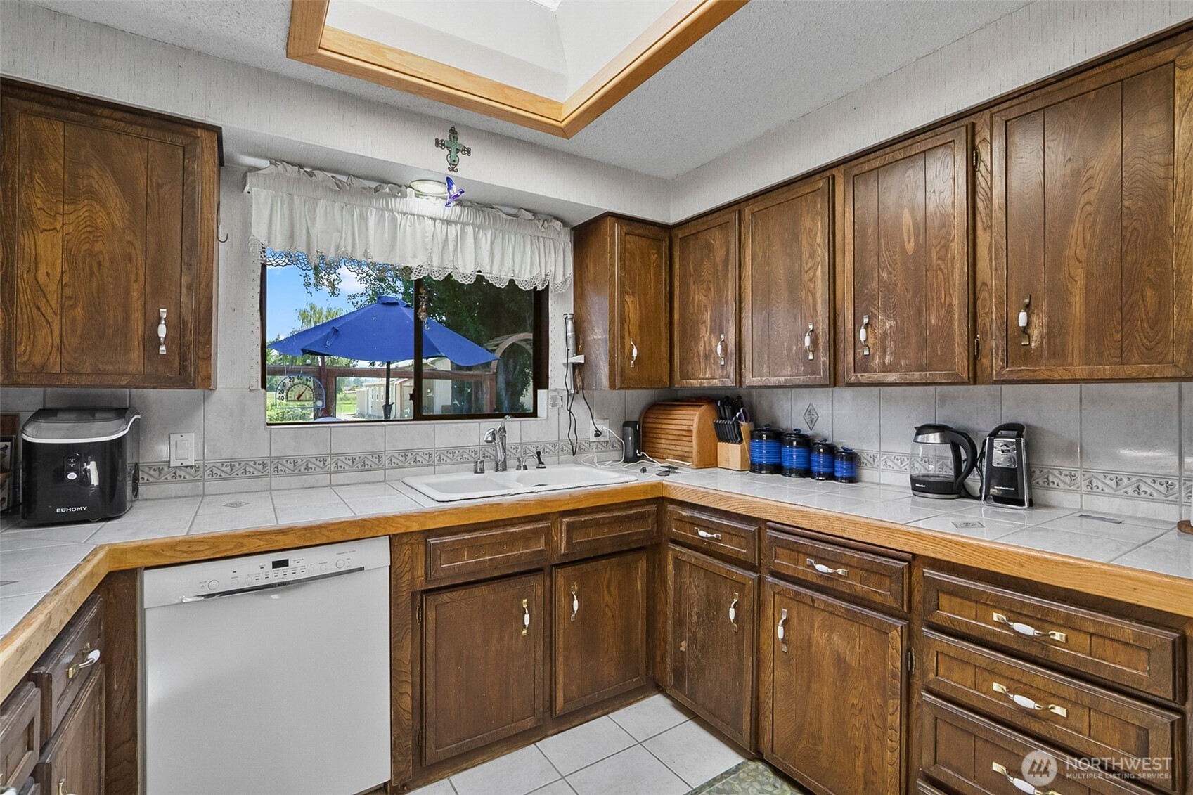14799 Avon Allen Road Mount Vernon, WA 98273 - Photo 11 of 39