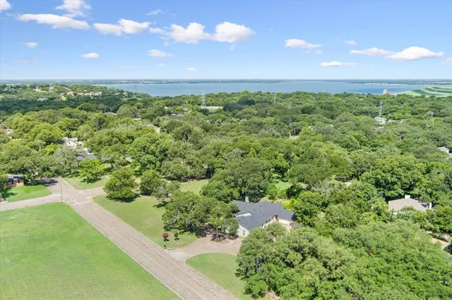 a view of a yard with an outdoor space