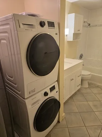 $2,100 | 46 Silver Hill Lane, Unit 10, Natick, MA 01760