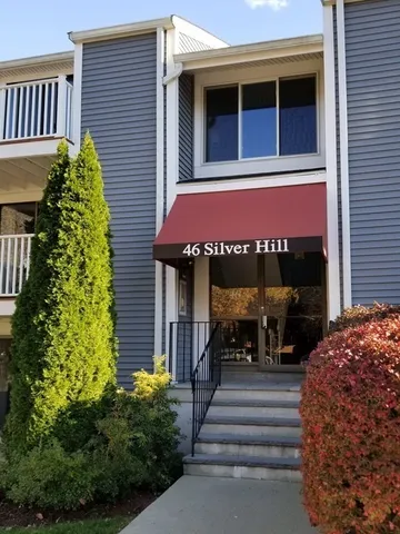 $2,100 | 46 Silver Hill Lane, Unit 10, Natick, MA 01760