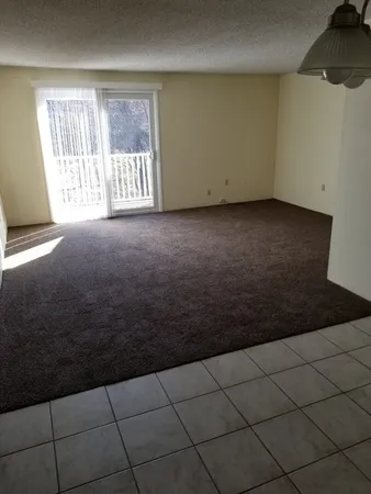 $2,100 | 46 Silver Hill Lane, Unit 10, Natick, MA 01760