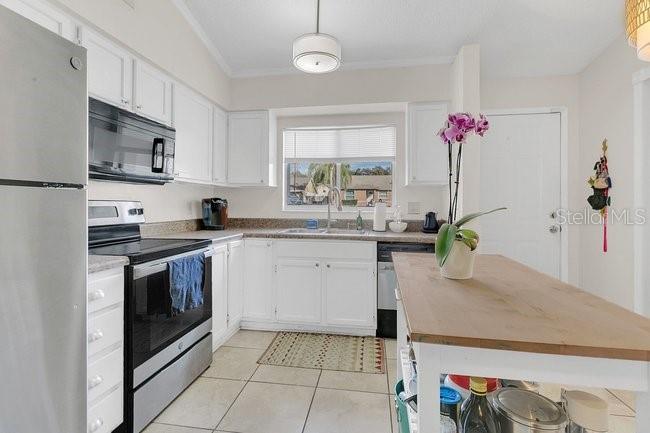 172 Grove Street Orlando, FL 32835 - Photo 6 of 21