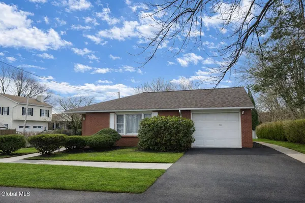 $375,000 | 161 Doris Street, Esopus, NY 12466