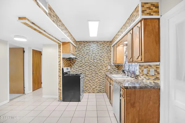 $375,000 | 161 Doris Street, Esopus, NY 12466