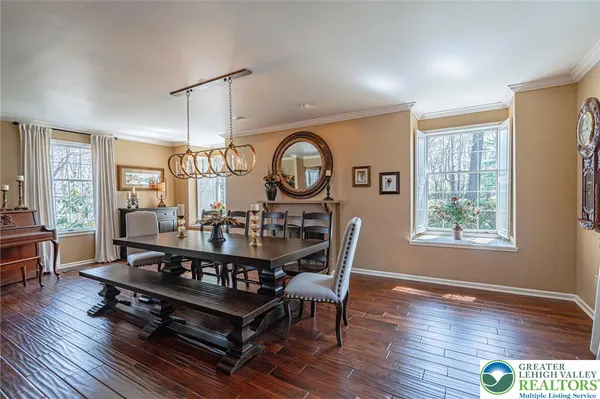 $849,900 | 6145 Woodledge Drive, Orefield, PA 18069