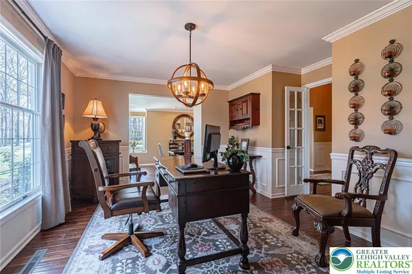 $849,900 | 6145 Woodledge Drive, Orefield, PA 18069