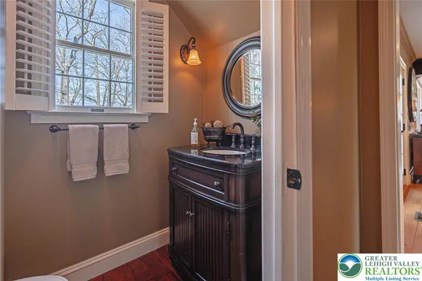 $849,900 | 6145 Woodledge Drive, Orefield, PA 18069