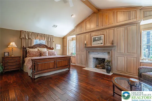 $849,900 | 6145 Woodledge Drive, Orefield, PA 18069