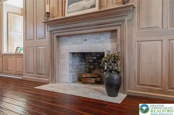 $849,900 | 6145 Woodledge Drive, Orefield, PA 18069