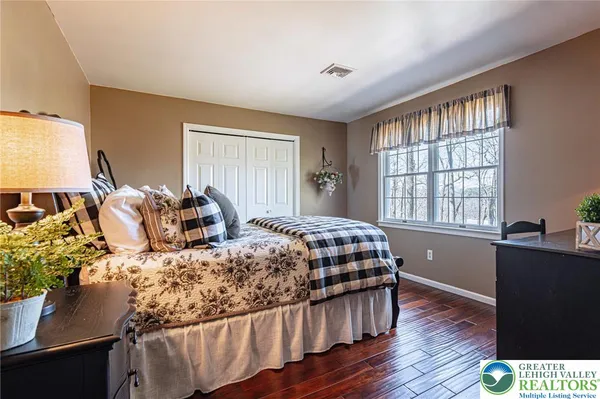 $849,900 | 6145 Woodledge Drive, Orefield, PA 18069