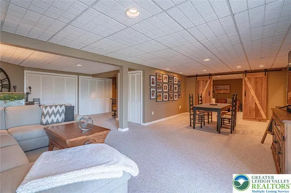 $849,900 | 6145 Woodledge Drive, Orefield, PA 18069
