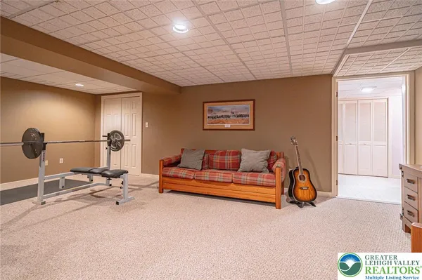 $849,900 | 6145 Woodledge Drive, Orefield, PA 18069