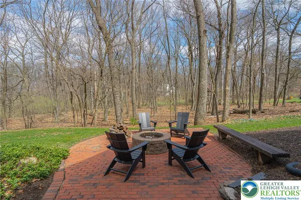 $849,900 | 6145 Woodledge Drive, Orefield, PA 18069
