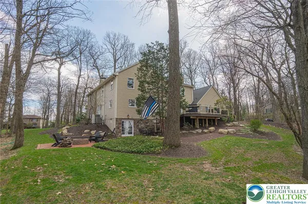 $849,900 | 6145 Woodledge Drive, Orefield, PA 18069