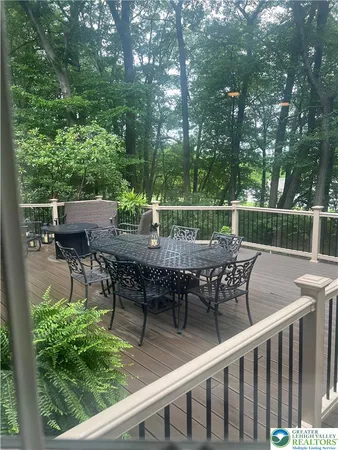 $849,900 | 6145 Woodledge Drive, Orefield, PA 18069