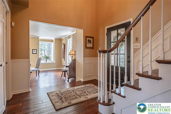 $849,900 | 6145 Woodledge Drive, Orefield, PA 18069