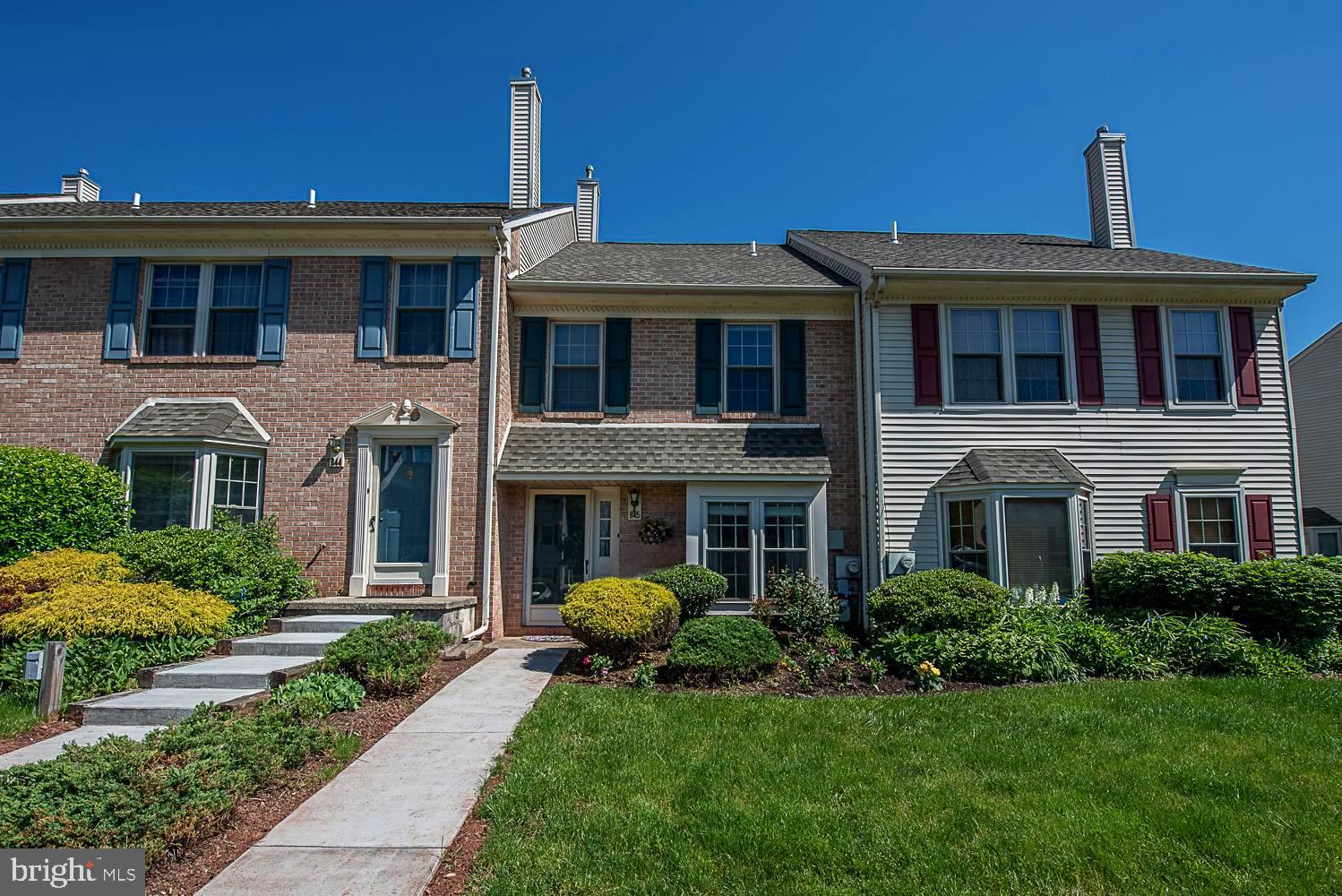 845 Maple Glen Circle Pottstown, PA 19464 - Photo 1 of 29 Exterior Front ( brick)