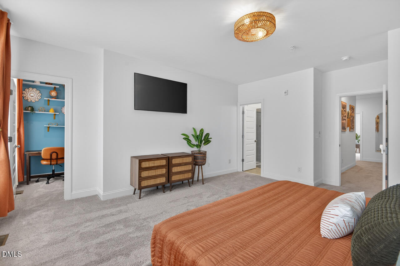 1210 Coach Station Alley, Unit 101 Raleigh, NC 27601 - Photo 13 of 31 19 (3)