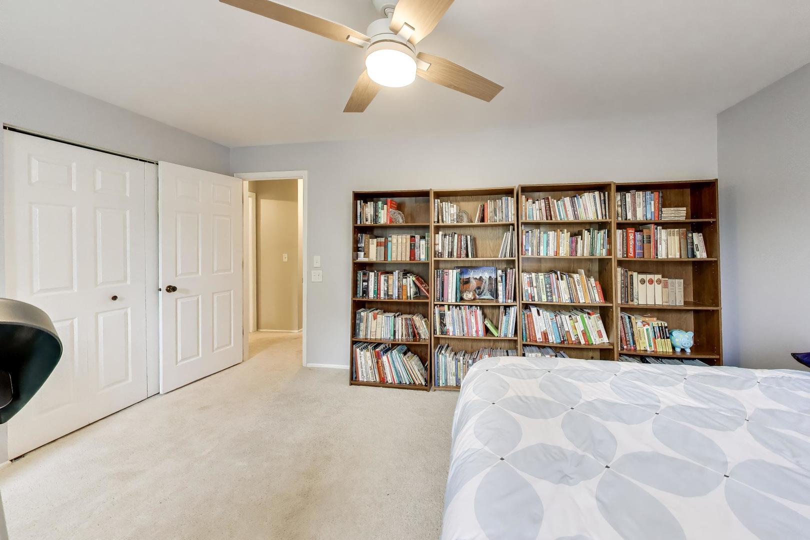 1508 Seville Court, Unit C2 Wheeling, IL 60090 - Photo 14 of 18