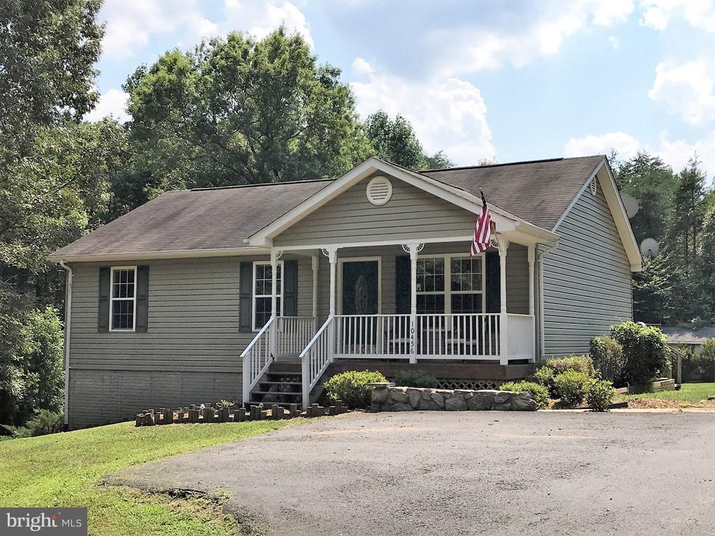 10456 Dixon Road Culpeper, VA 22701 - Photo 14 of 18 Welcome Home!