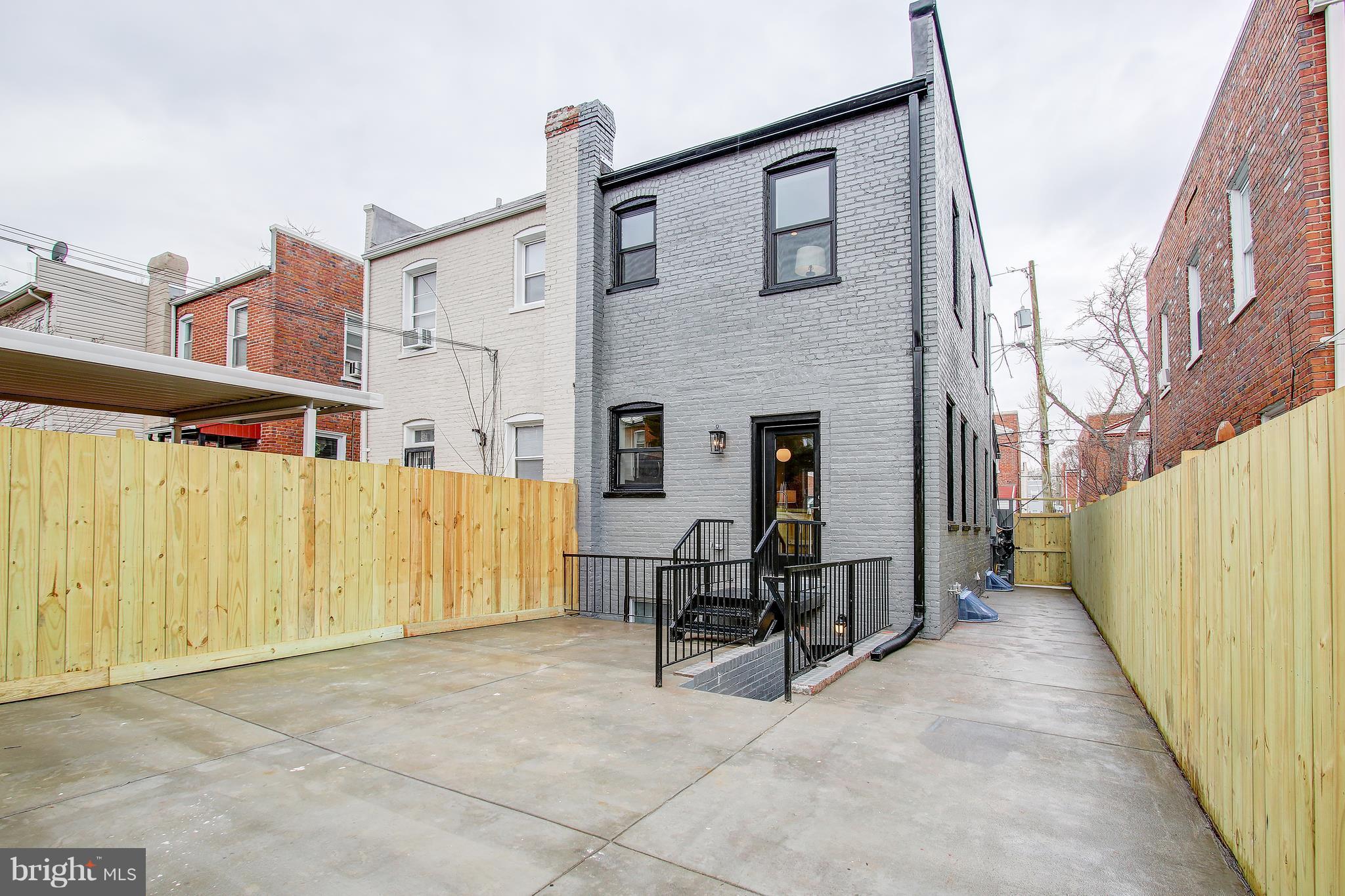 608 Roxboro Place Northwest Washington, DC 20011 - Photo 28 of 30 Exterior (Rear)