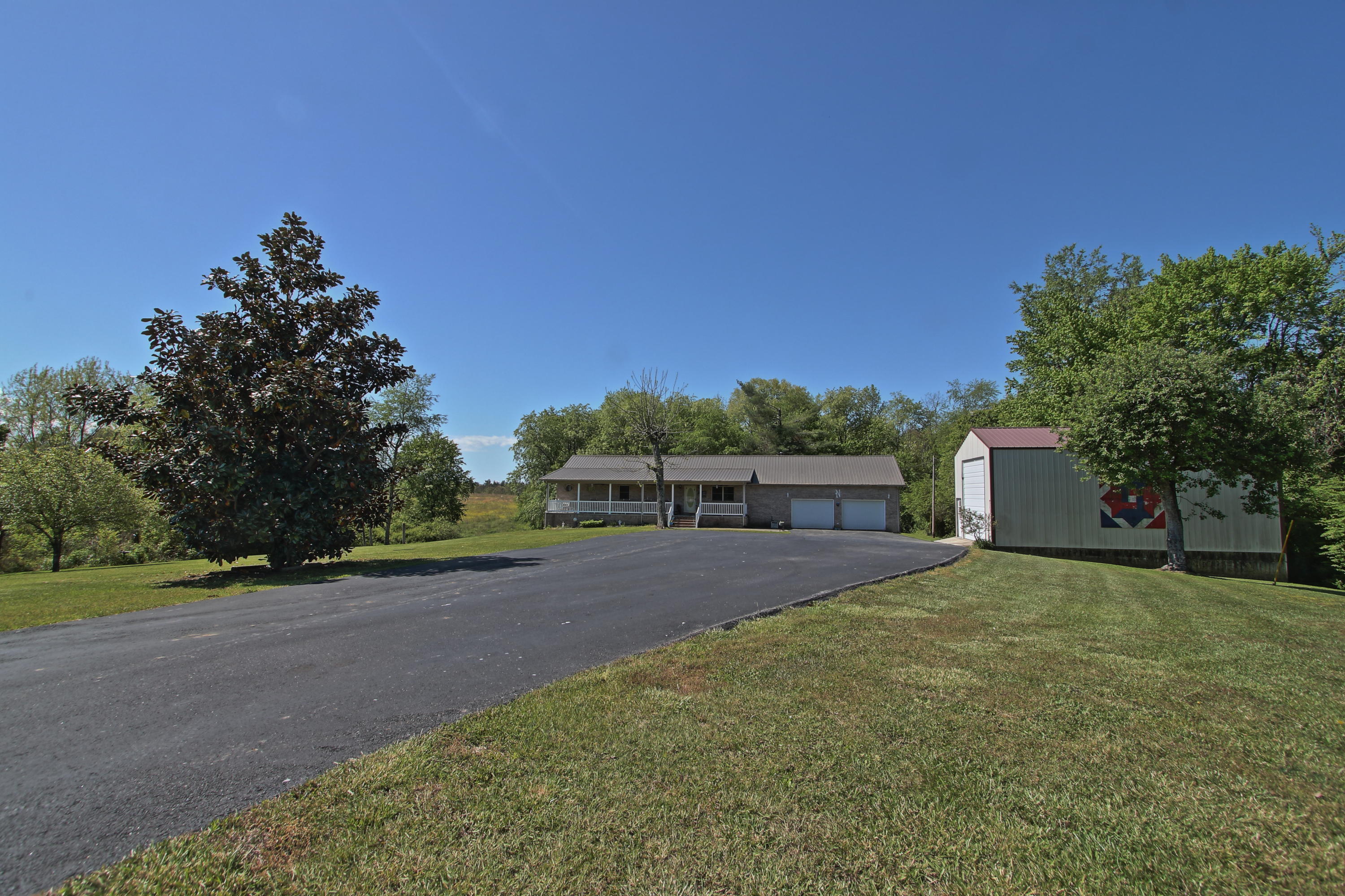 3824 Rugby Pike Allardt, TN 38504 - Photo 2 of 27 House front 3