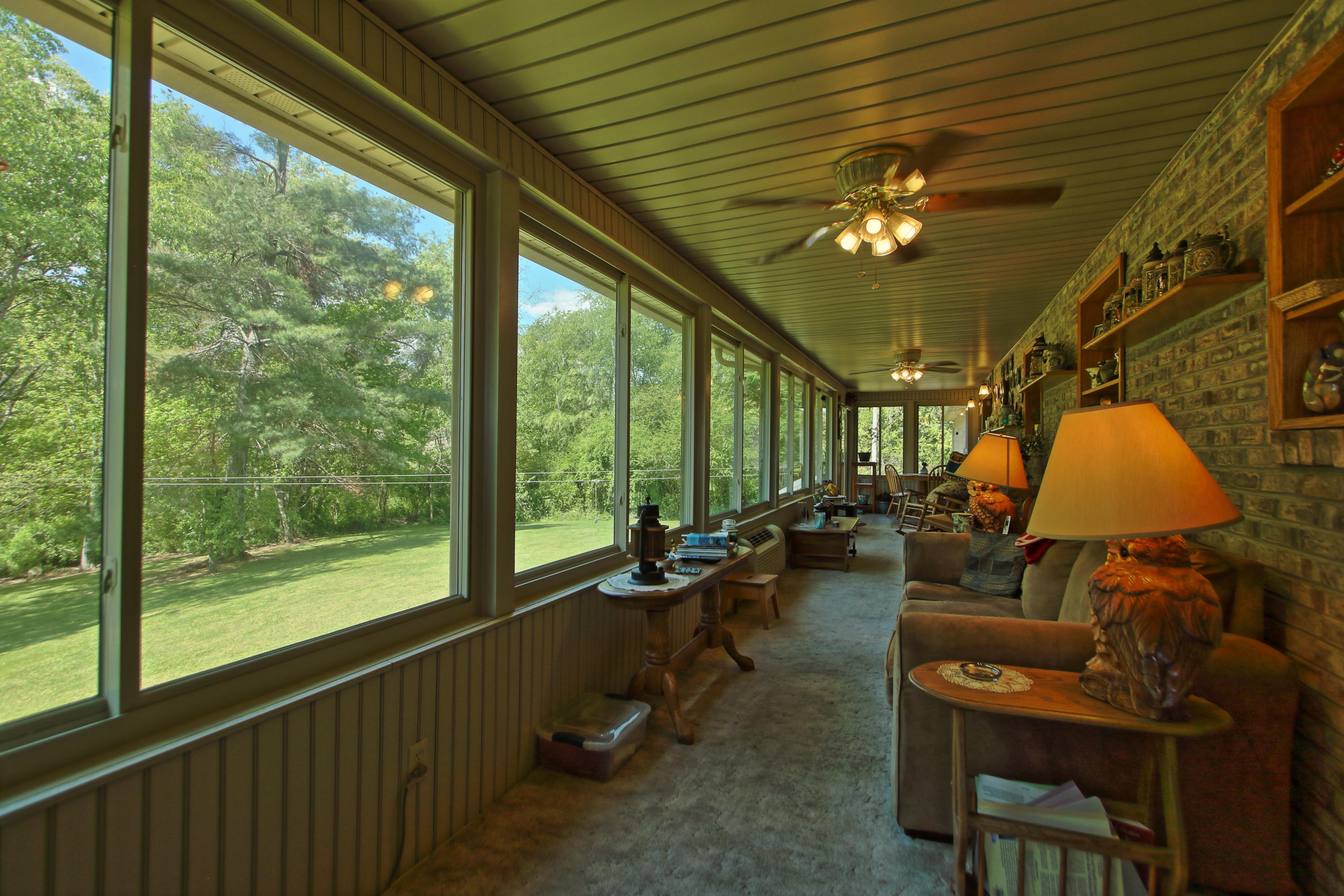 3824 Rugby Pike Allardt, TN 38504 - Photo 19 of 27 Sunroom Porch Back 2