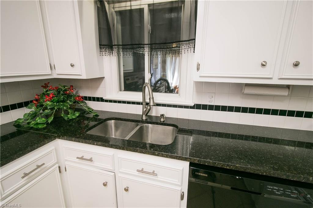 272 Cameron Road Lexington, NC 27295 - Photo 11 of 29 Gallery Image 11