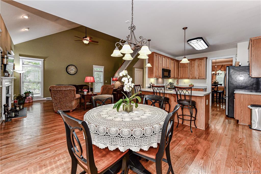 1044 Hunters Run Drive Tega Cay, SC 29708 - Photo 16 of 41
