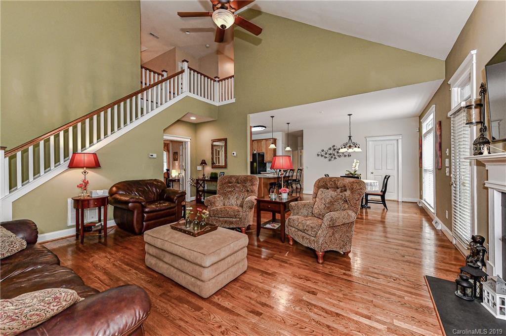 1044 Hunters Run Drive Tega Cay, SC 29708 - Photo 20 of 41