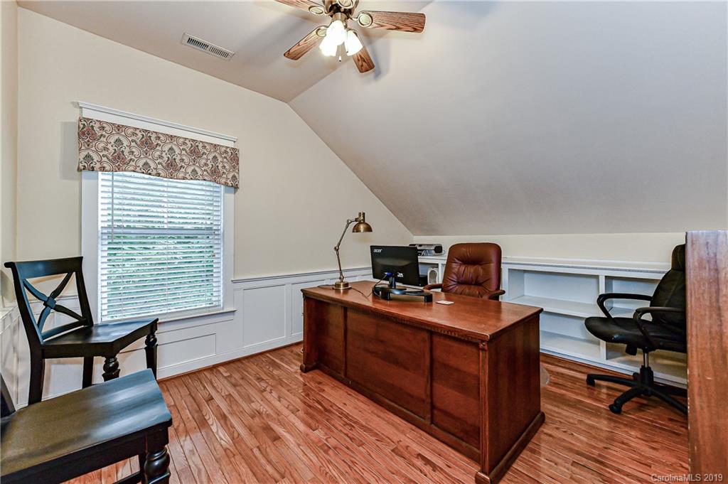 1044 Hunters Run Drive Tega Cay, SC 29708 - Photo 32 of 41