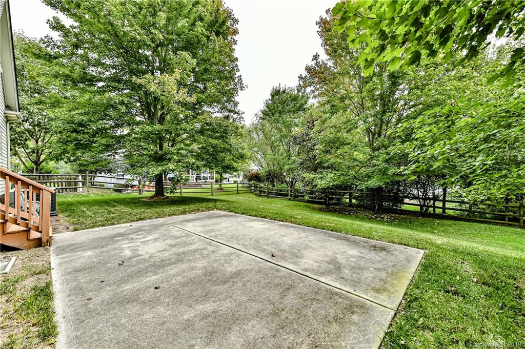 1044 Hunters Run Drive Tega Cay, SC 29708 - Photo 37 of 41