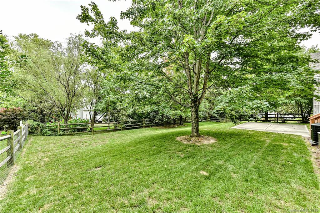 1044 Hunters Run Drive Tega Cay, SC 29708 - Photo 38 of 41