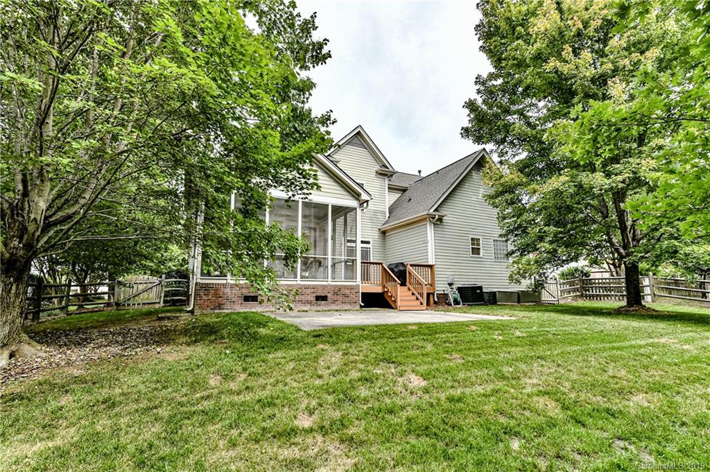 1044 Hunters Run Drive Tega Cay, SC 29708 - Photo 39 of 41