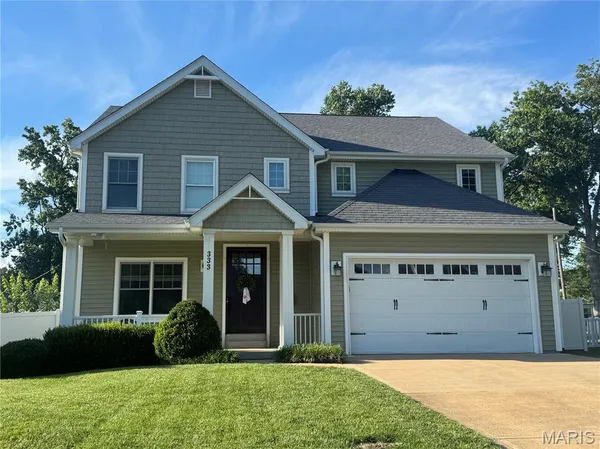 $1,150,000 | 333 Par Lane, Kirkwood, MO 63122