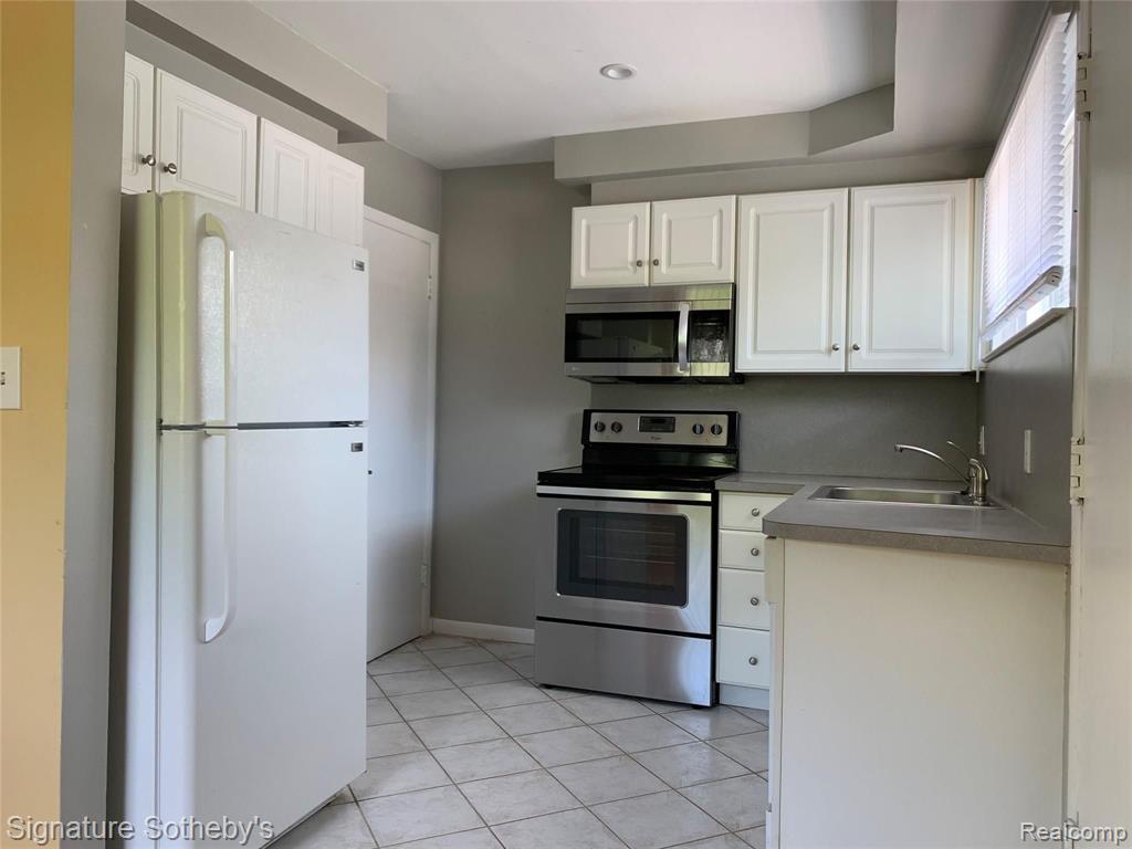 525 East 14 Mile Road Birmingham, MI 48009 - Photo 5 of 13