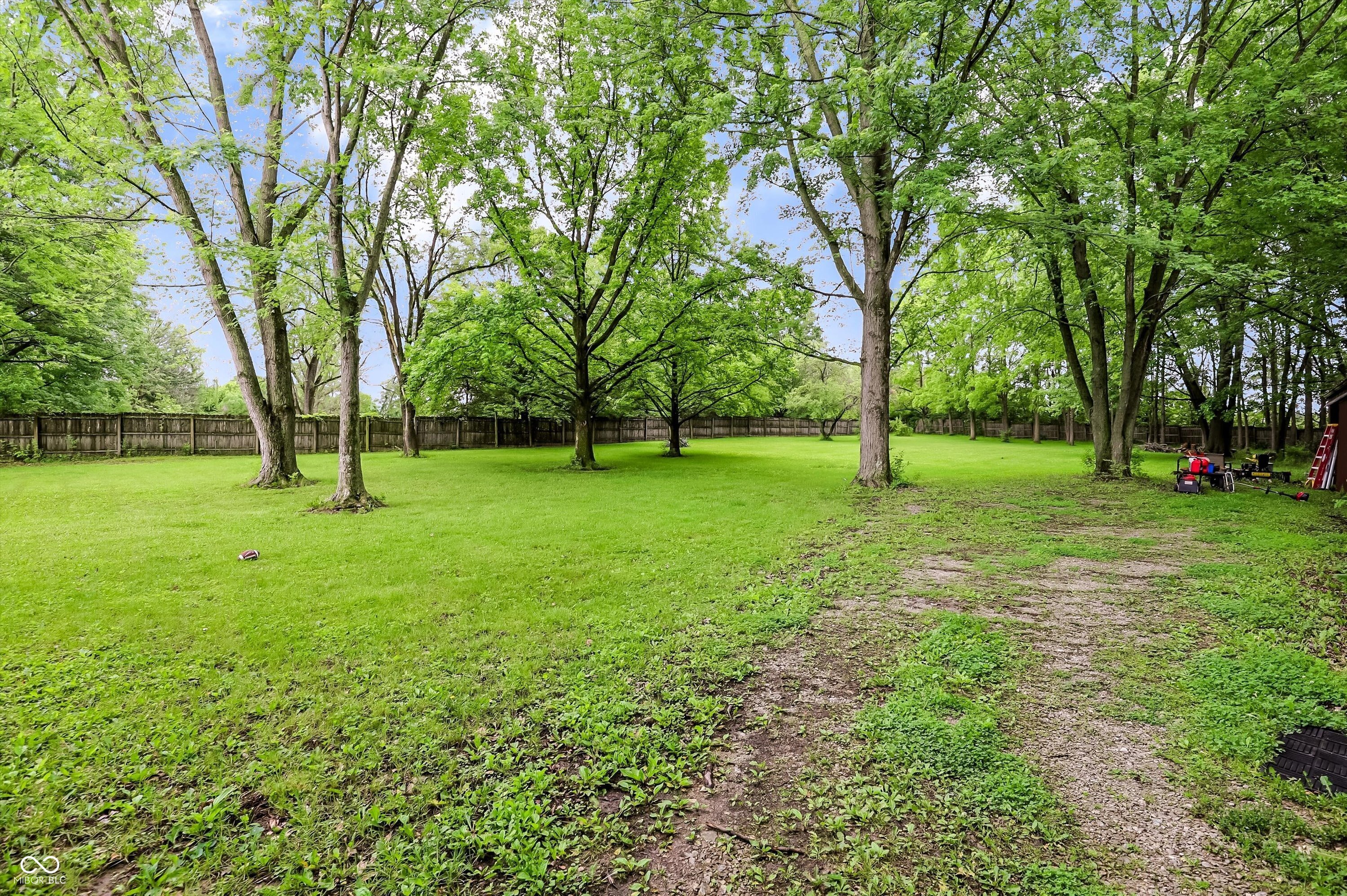 8916 South Franklin Road Indianapolis, IN 46259 - Photo 45 of 53