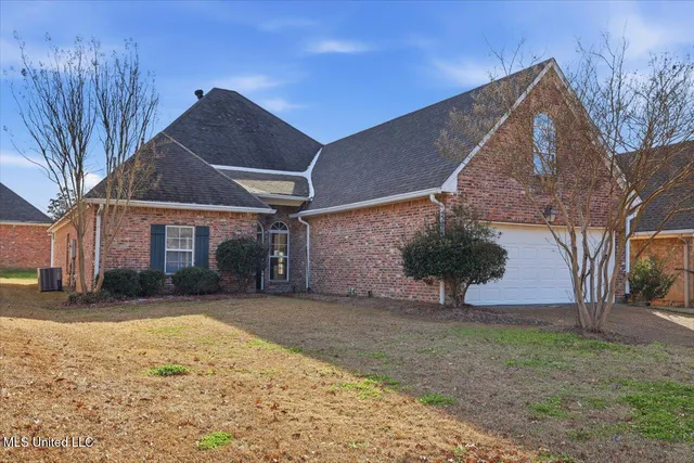 $469,000 | 290 Geneva Boulevard, Madison, MS 39110