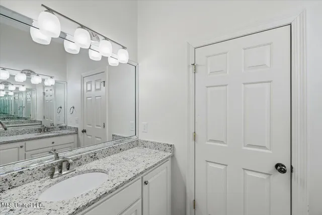 $469,000 | 290 Geneva Boulevard, Madison, MS 39110