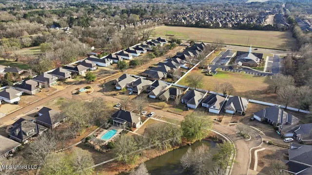 $469,000 | 290 Geneva Boulevard, Madison, MS 39110