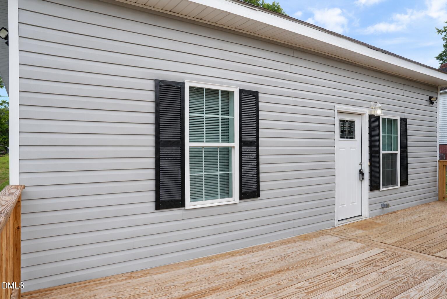 1724 Turner Street Roxboro, NC 27573 - Photo 2 of 16 001