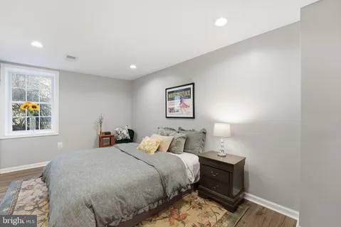 $800,000 | 16905 Briardale Road, Derwood, MD 20855