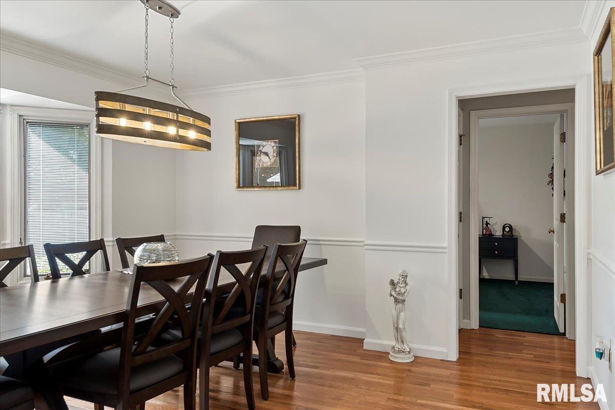 1604 Devonwood Springfield, IL 62704 - Photo 12 of 60 Gallery Image 12