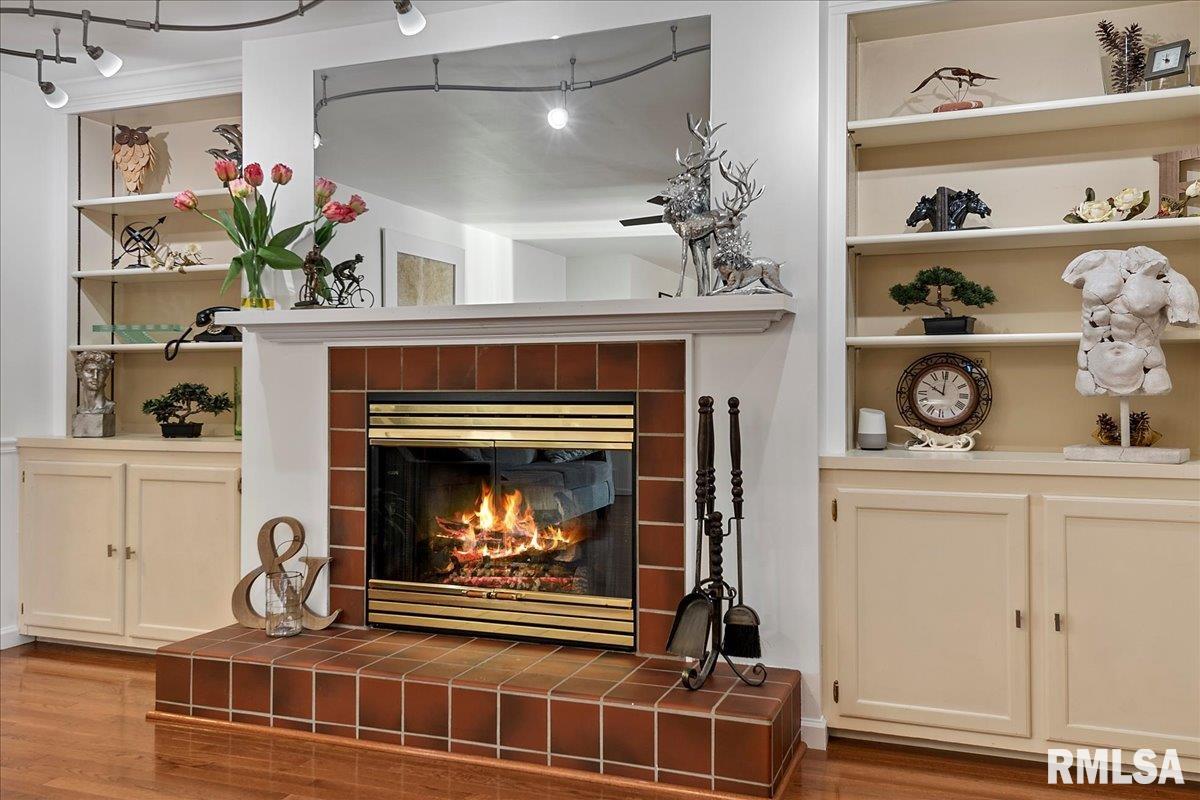 1604 Devonwood Springfield, IL 62704 - Photo 23 of 60 Gallery Image 23