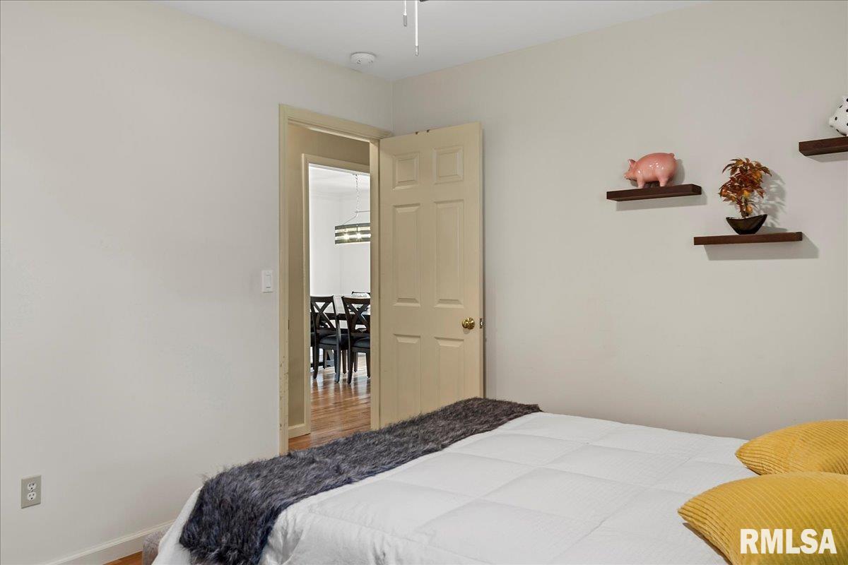 1604 Devonwood Springfield, IL 62704 - Photo 33 of 60 Gallery Image 33