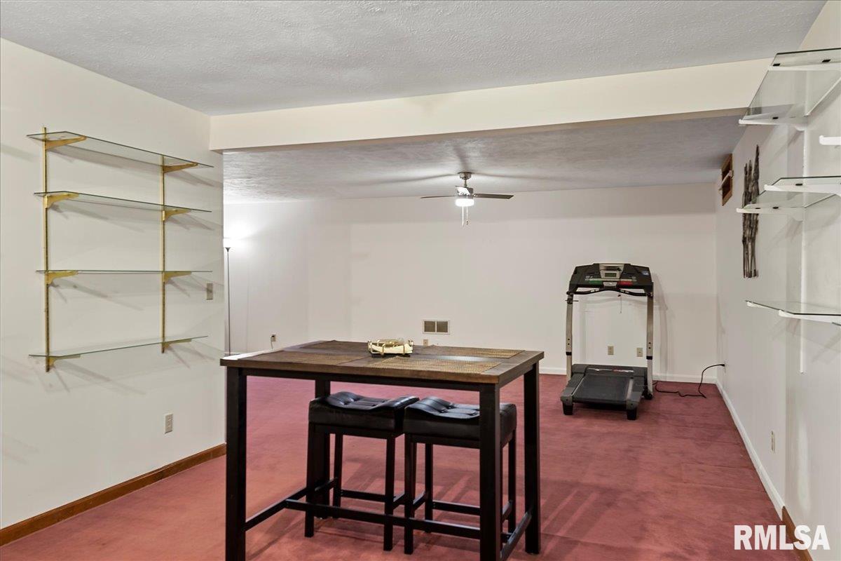 1604 Devonwood Springfield, IL 62704 - Photo 44 of 60 Gallery Image 44