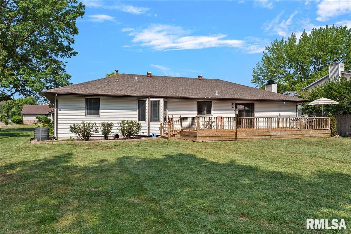 1604 Devonwood Springfield, IL 62704 - Photo 57 of 60 Gallery Image 57