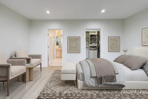 $550,000 | 400 North Clinton Street, Unit 401, Chicago, IL 60654